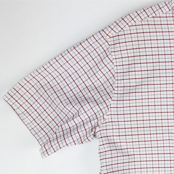 Cabela’s Men’s Large – Red Gray Tattersall Country Outdoor Short Sleeve Shirt - Picture 4 of 13